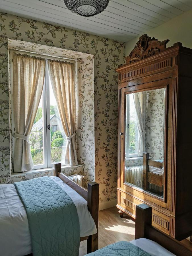 'Les Portes Bleues' Chambres D'Hotes Langourla Værelse billede